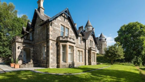 Manor House Exterior Banner Image