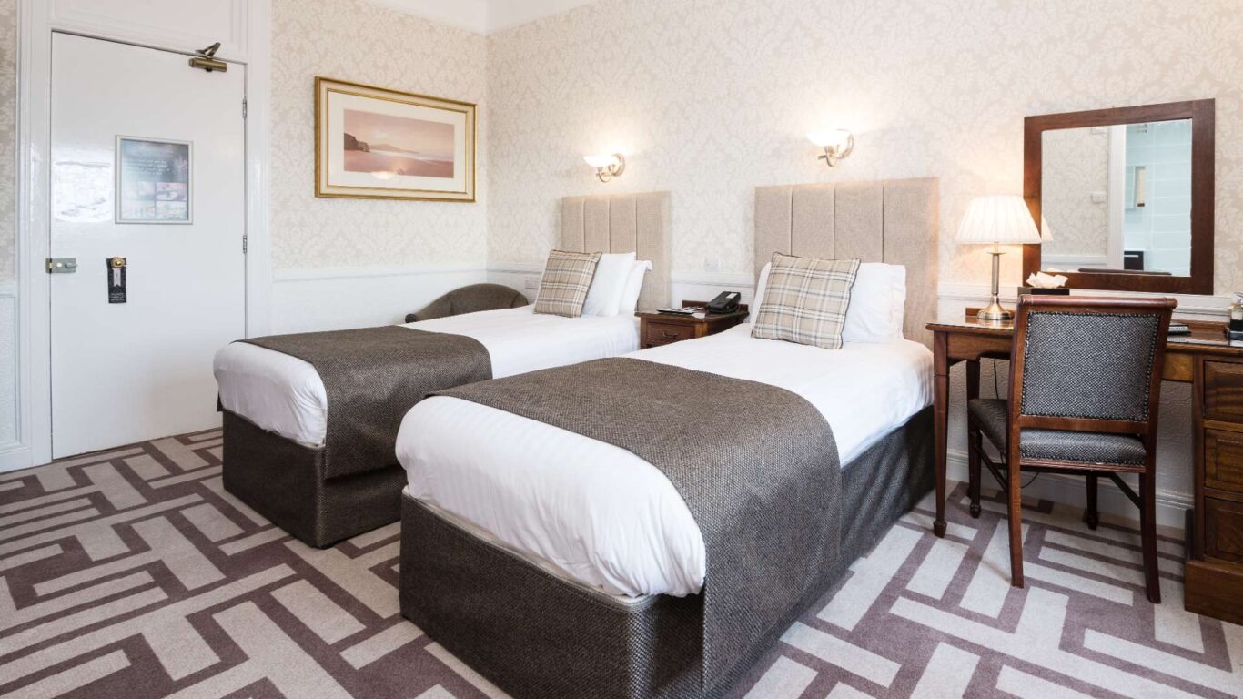 Twin Room Valley View 221