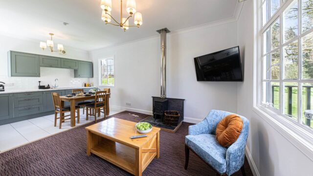 APH Lodges Garden Cottage Lounge Kitchen 1
