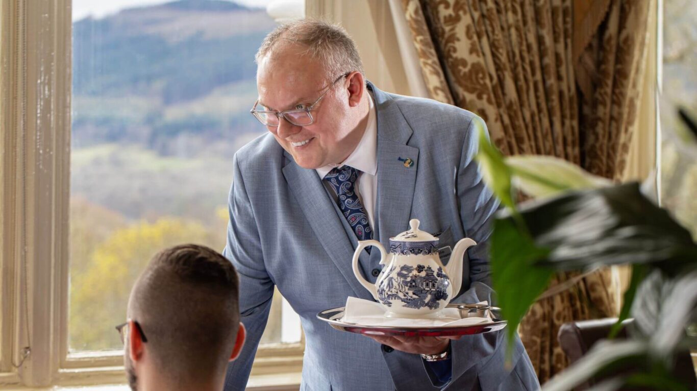 APH Public Areas Restaurant Afternoon Tea Tomasz