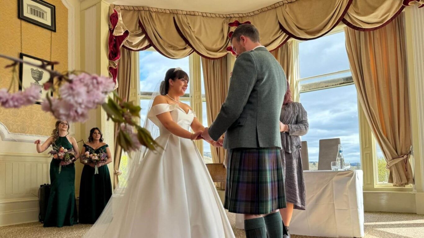 Atholl-Palace-Hotel-Wedding-name-not-given-of-photographer