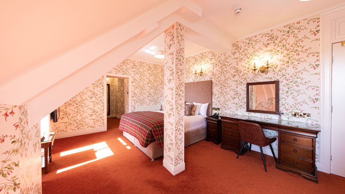 Atholl_Valley Room_320