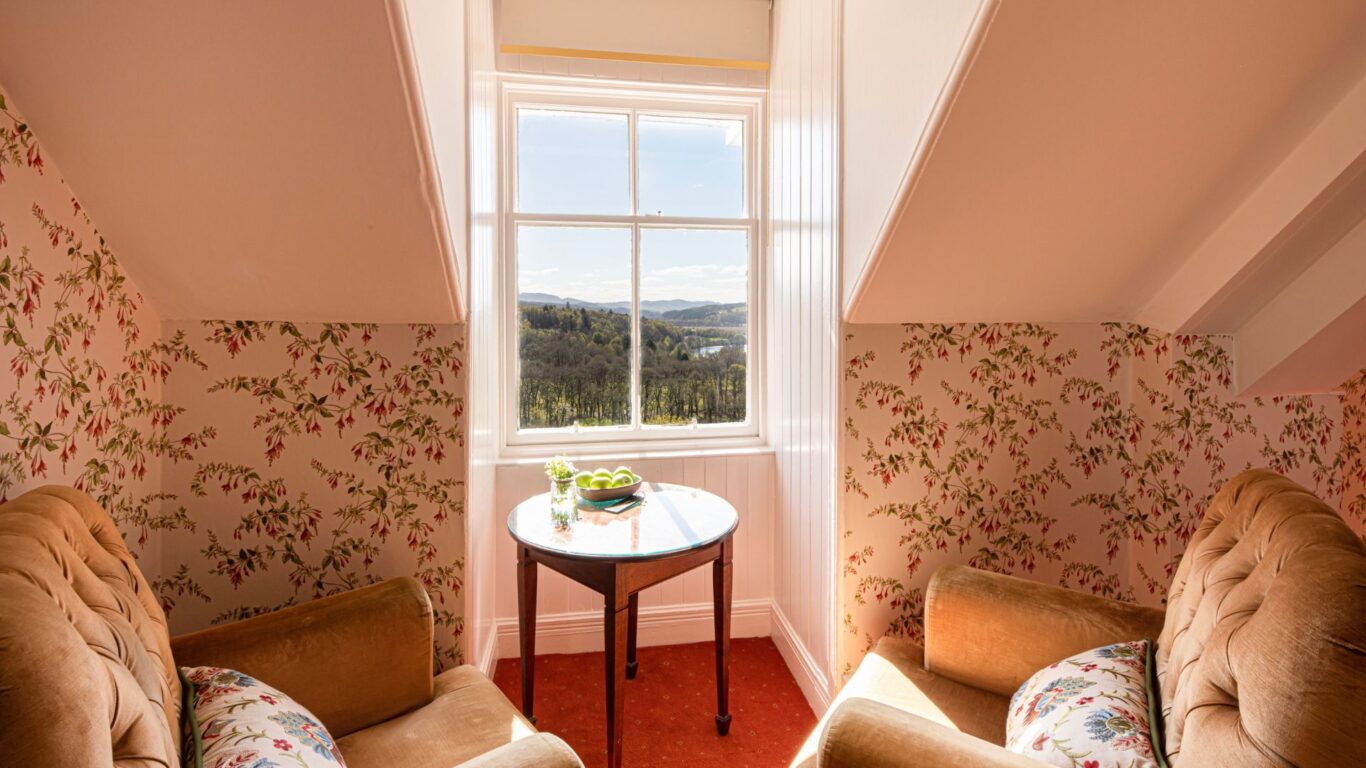 Atholl_Valley View 320 window view