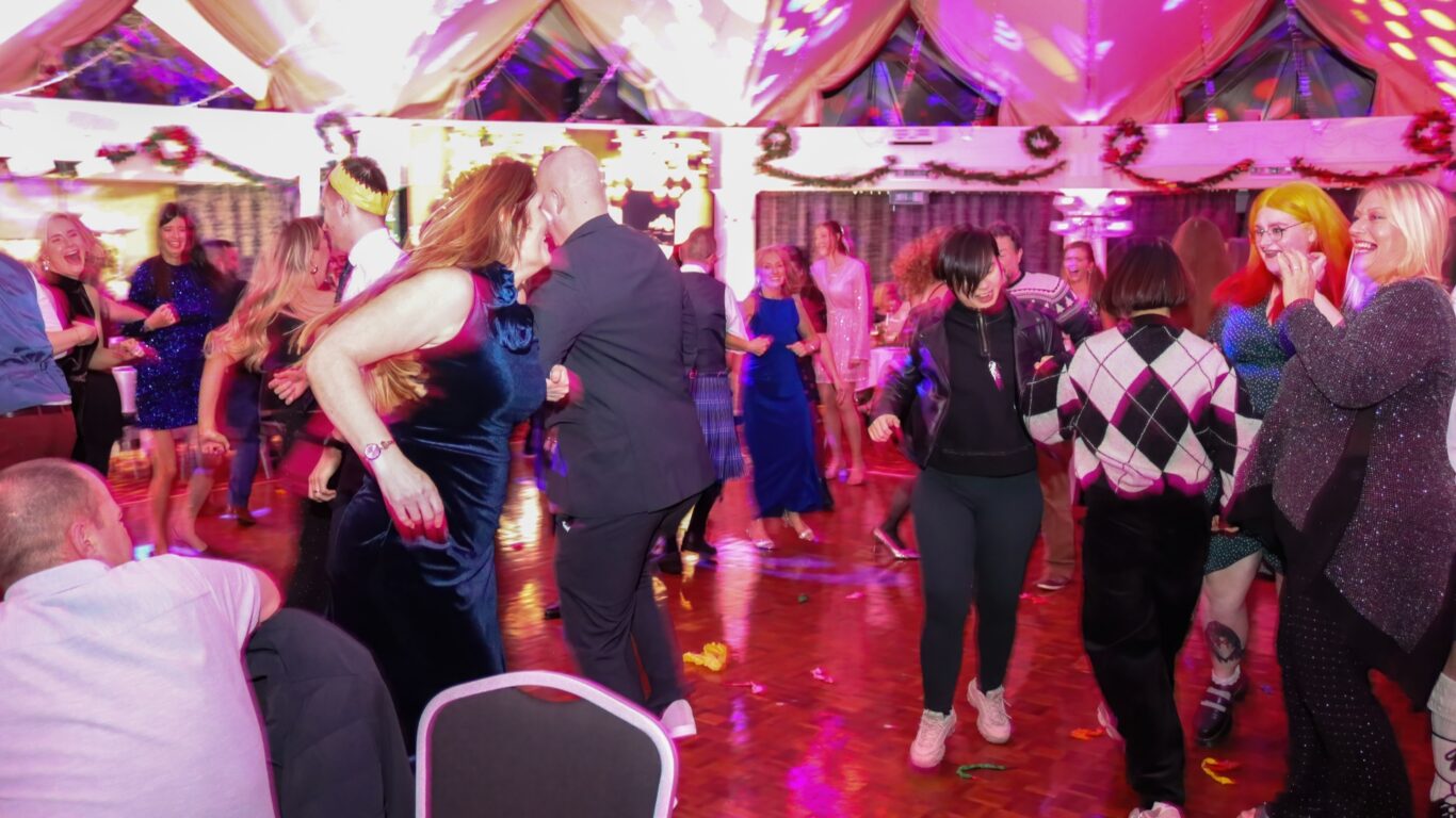 christmas-party-nights-01