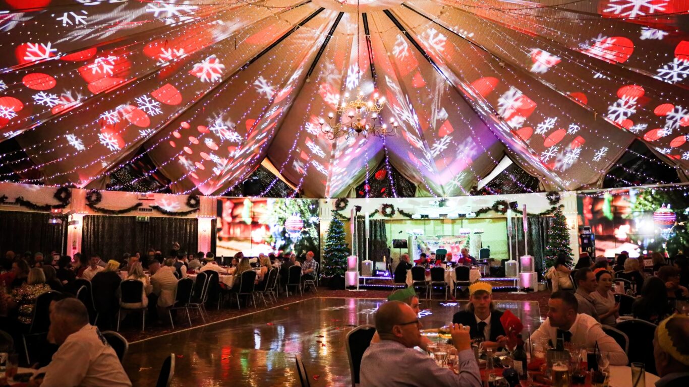 christmas-party-nights-09