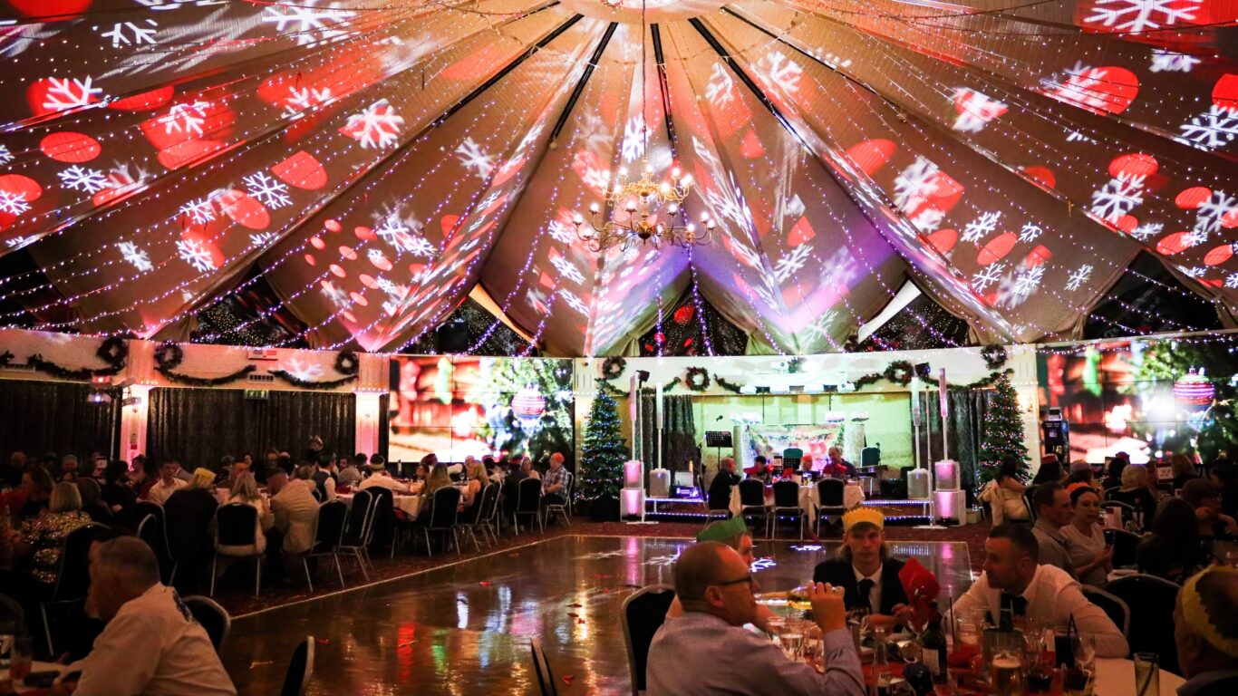 christmas-party-nights-09