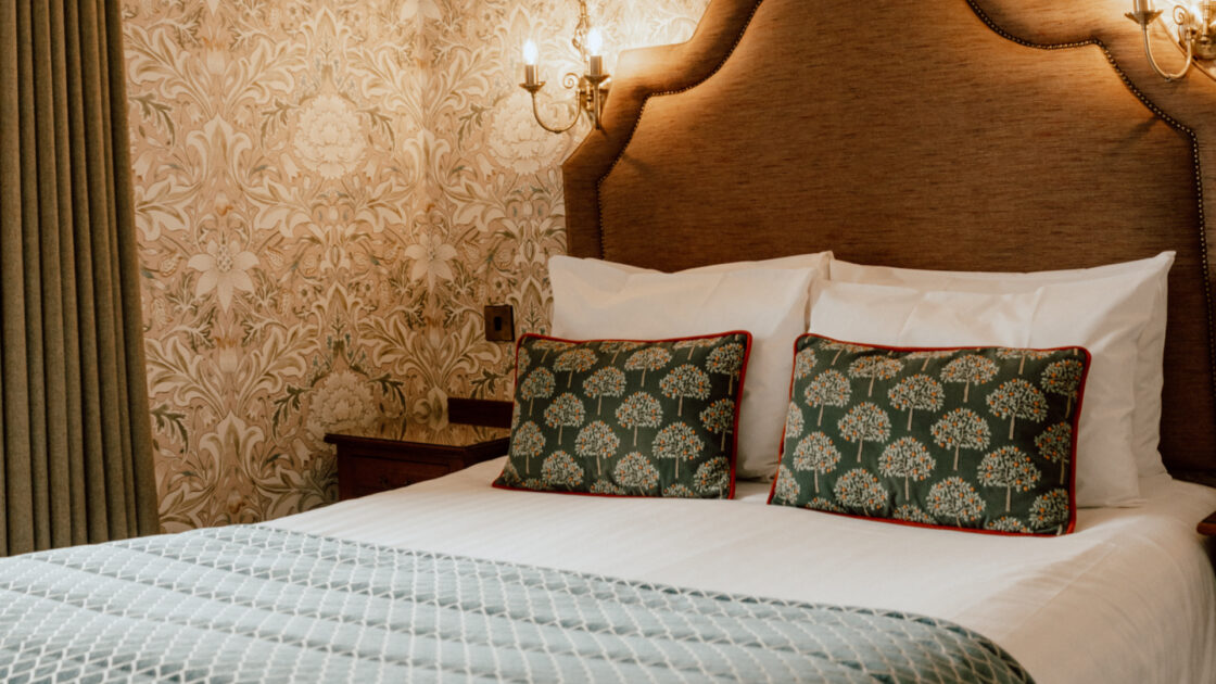 ATHOLL PALACE HOTEL CLASSIC DOUBLE ROOM 212 7