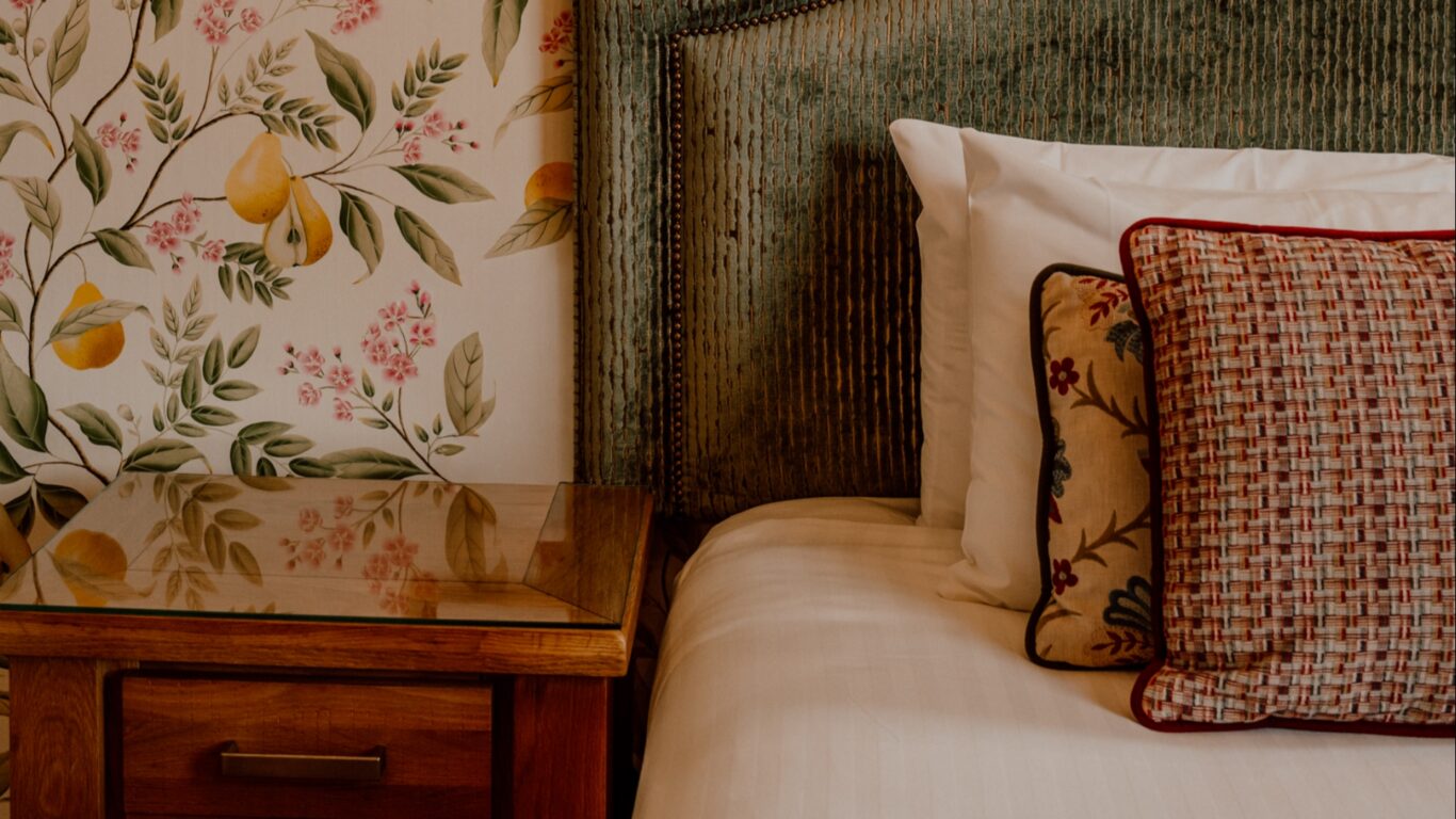 ATHOLL PALACE HOTEL VALLEY VIEW DOUBLE ROOM 115 10